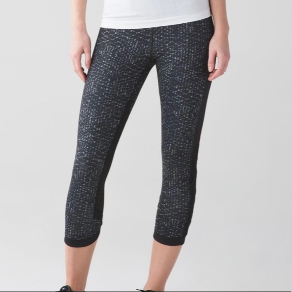 Lululemon Var-City Crop